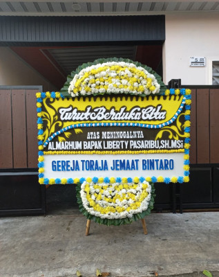 Papan Bunga Duka di Kenali Besar