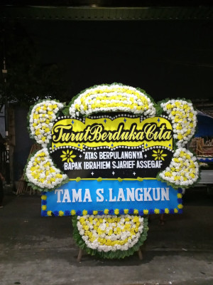 Papan Bunga Duka di Kenali Besar
